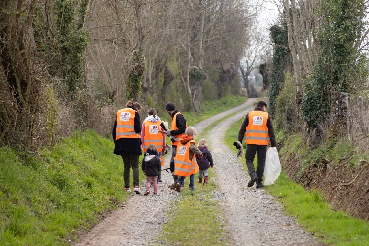 Opération J'aime la nature propre : chasse aux déchets autour de Guingamp, Paimpol et Lannion