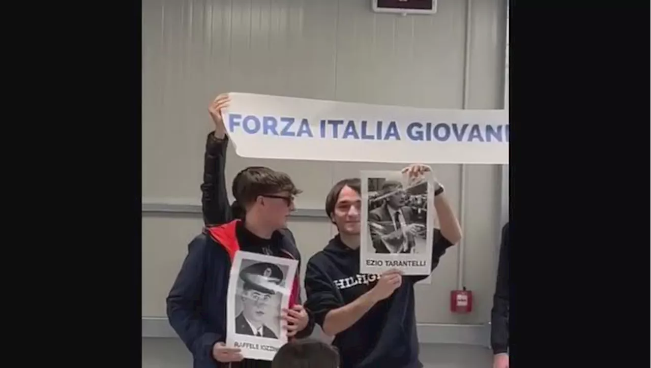 Caso Di Cesare-Balzerani, flash mob alla Sapienza: giovani Fi mostrano foto vittime delle Br