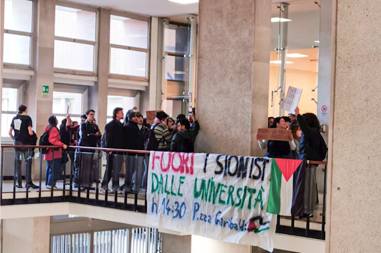 La protesta degli studenti dell'Università Federico II