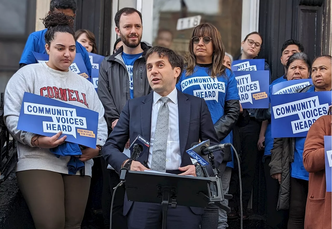 Fed up East Harlem tenants take landlord to court