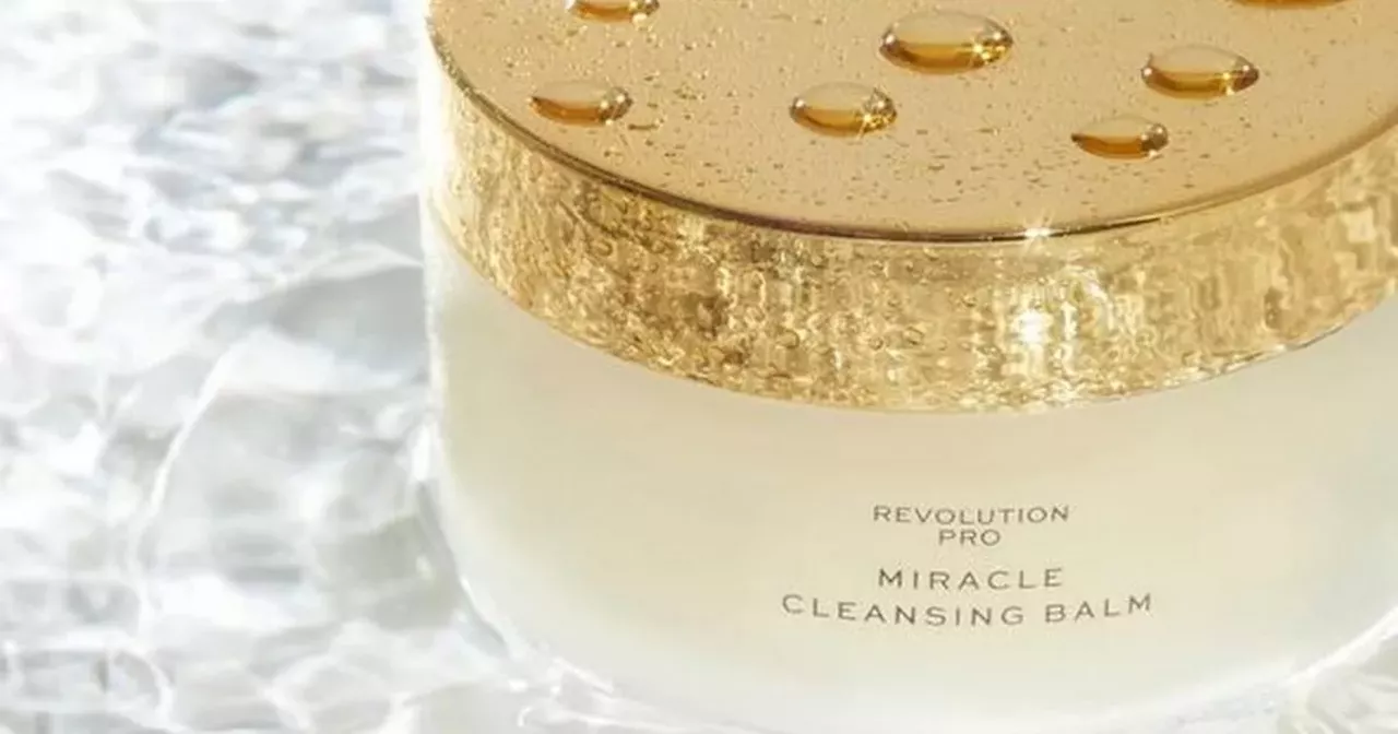 Shoppers 'obsessed' with £15 cleansing balm which they say is 'dupe' for Elemis