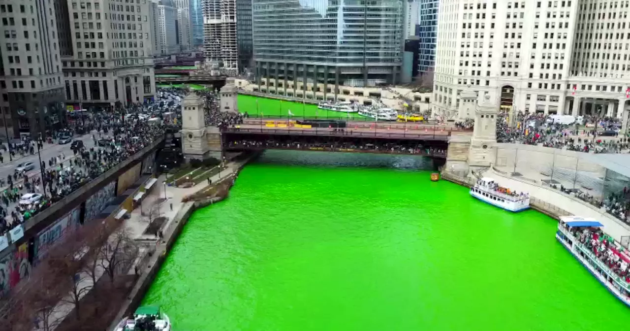 Dyeing of Chicago River, St. Patrick's Day Parade have everyone bedecked in green