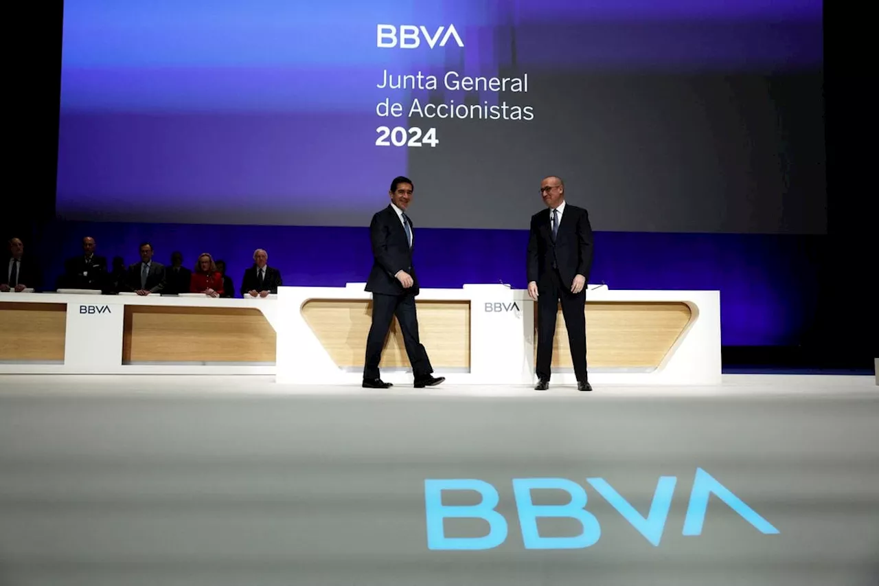 Carlos Torres augura que 2024 “será aún mejor” para BBVA que el histórico 2023