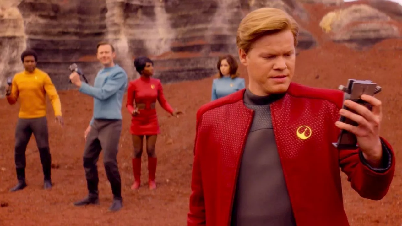 Black Mirror tornerà nel 2025 con 6 nuovi episodi, incluso il seguito di USS Callister