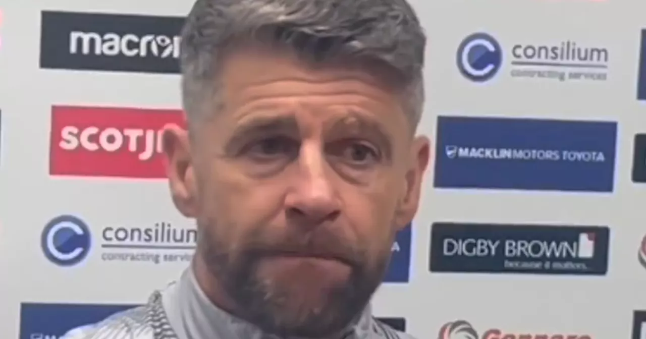 Stephen Robinson hits out at 'unacceptable' Gallagher Lennon abuse