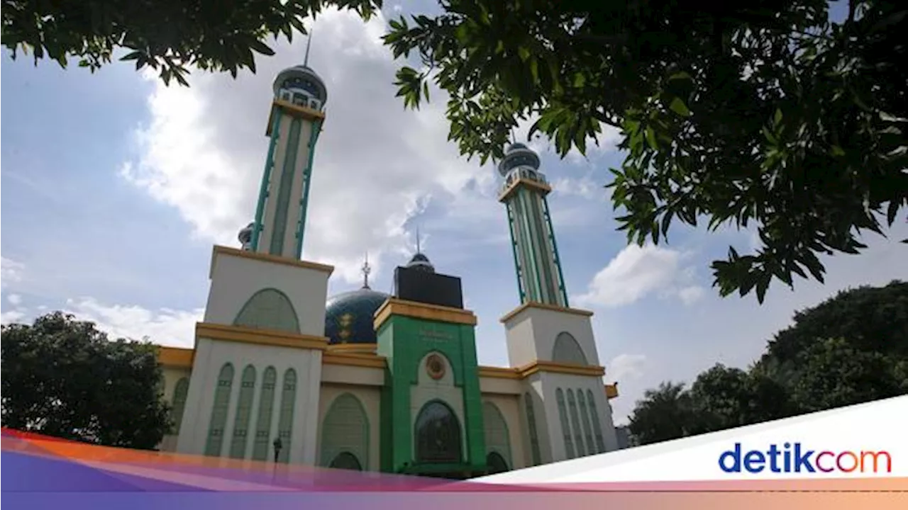 Melihat Kemegahan Masjid Agung Al-Barkah Bekasi