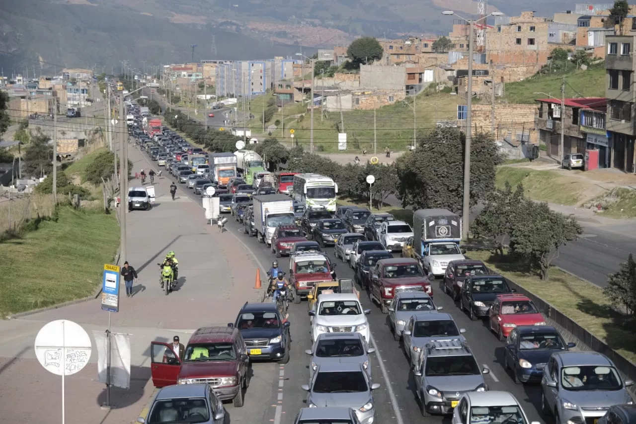 Autoridades intensifican controles en vías clave de Bogotá para reducir infracciones y accidentes