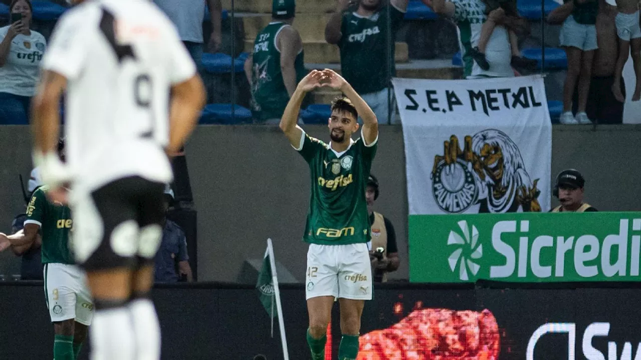 Palmeiras goleia Ponte e é primeiro semifinalista do Paulistão