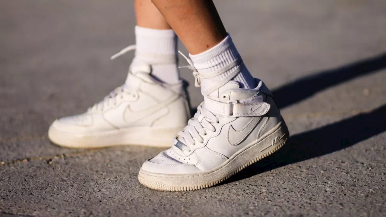 The Best White Sneakers for Women to Wear This Spring and Beyond: Shop Styles from Cariuma, Nike, Veja & More