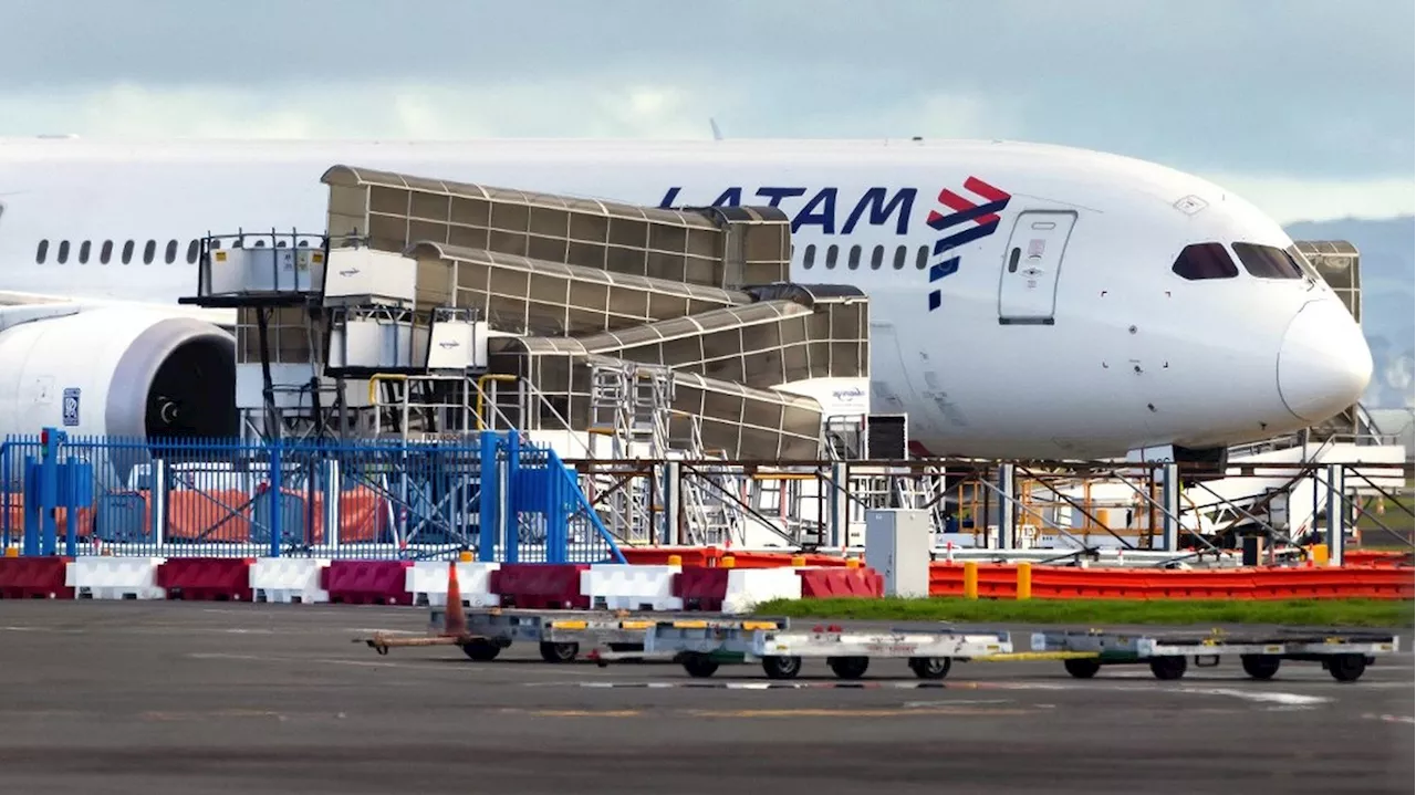 Boeing rappelle aux compagnies d'inspecter des boutons de cockpit des 787 Dreamliners