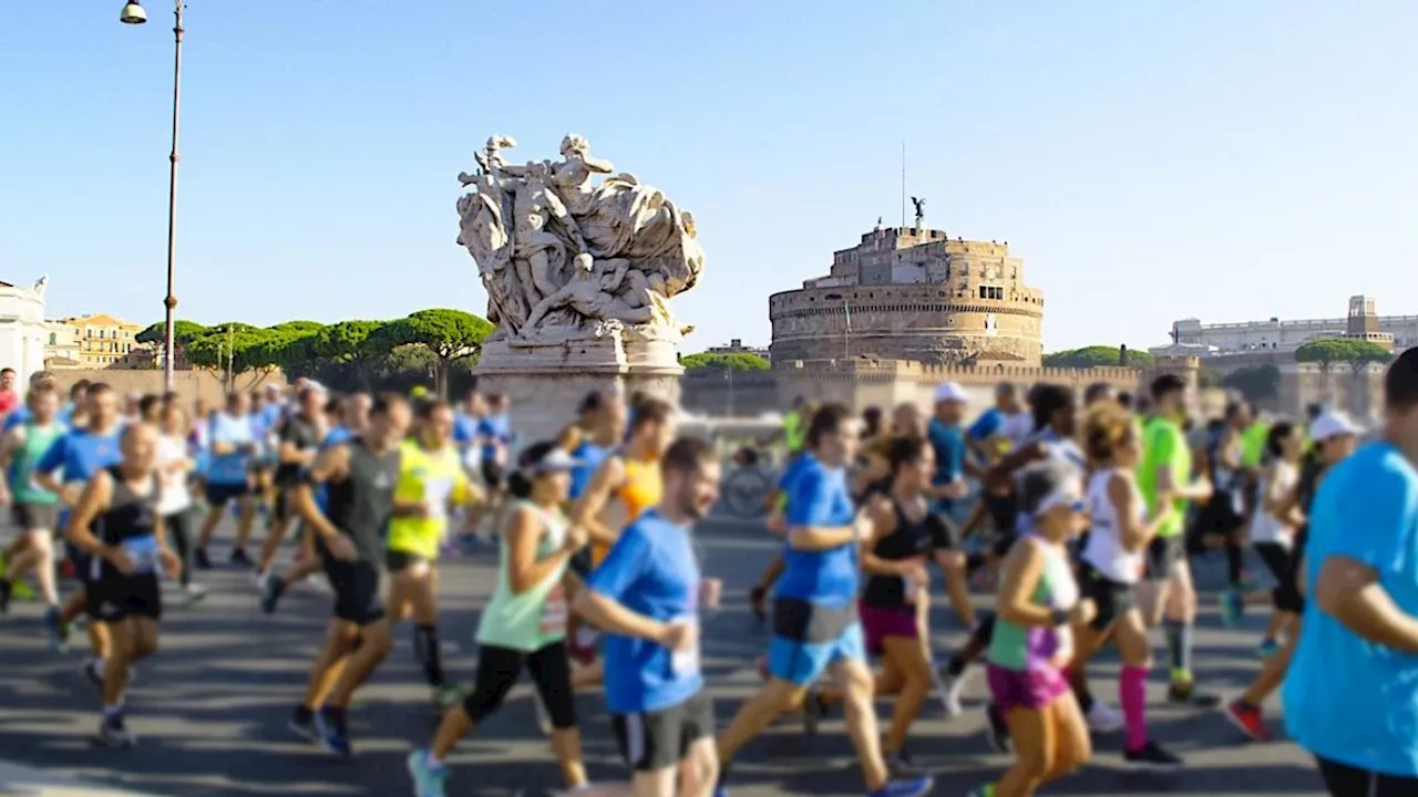 Maratona di Roma 2024: tutte le info, strade e metro chiuse, bus cancellati