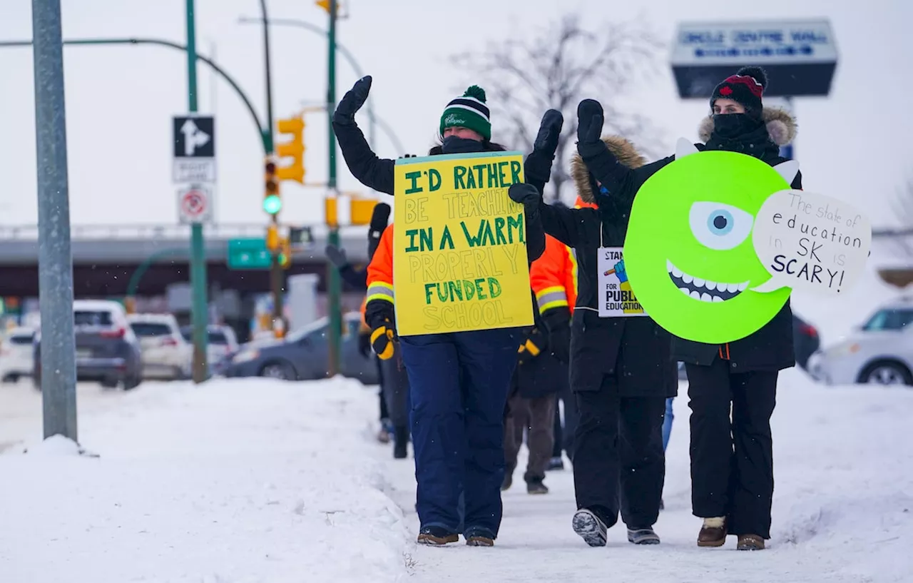 Saskatchewan teachers announce more job action in impasse over contact talks