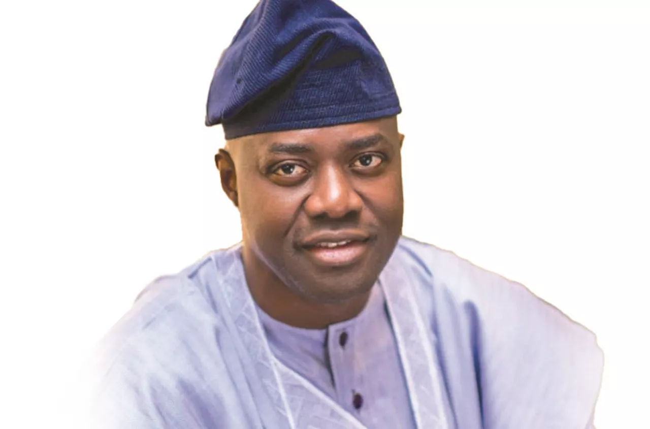 Olodo Bridge: Oluwo commends Makinde, Adeleke, Oyetola