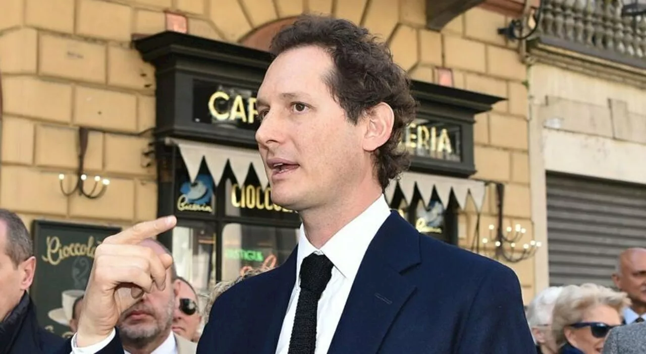 John Elkann querela Porta a Porta: «Violata la privacy con l'uso di drone». La replica: «Riprese fermate dopo