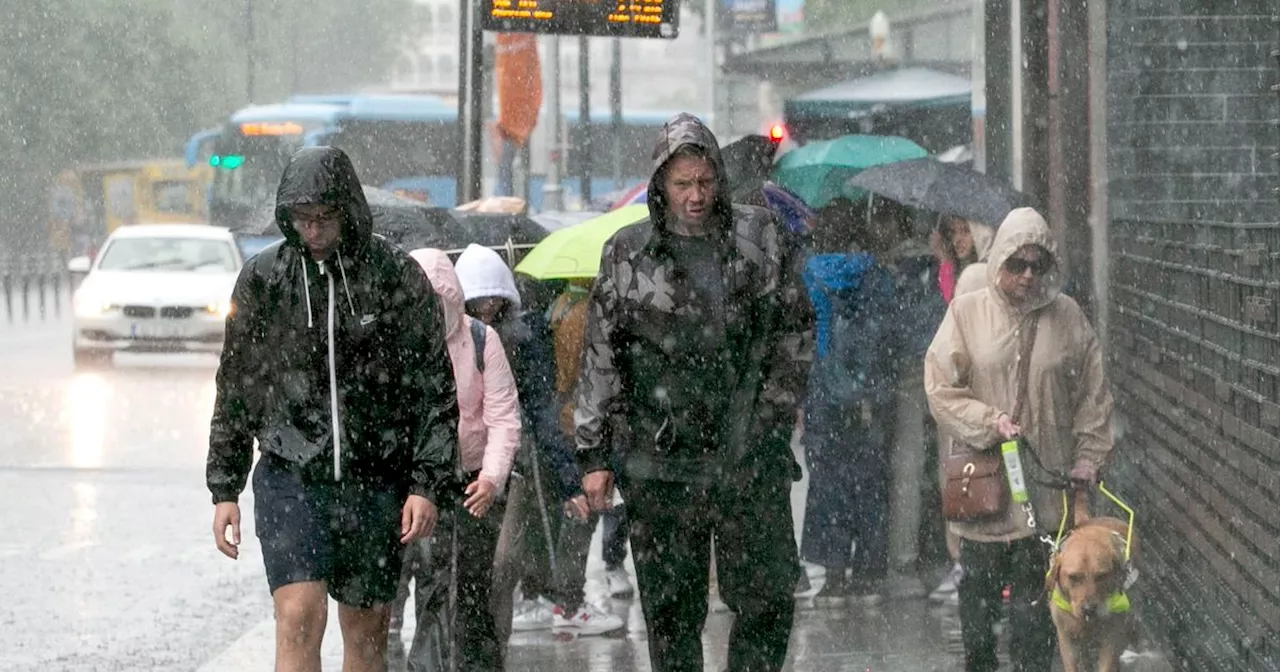 Horror Ireland weather map shows gigantic wall of rain as Paddy's Day verdict in