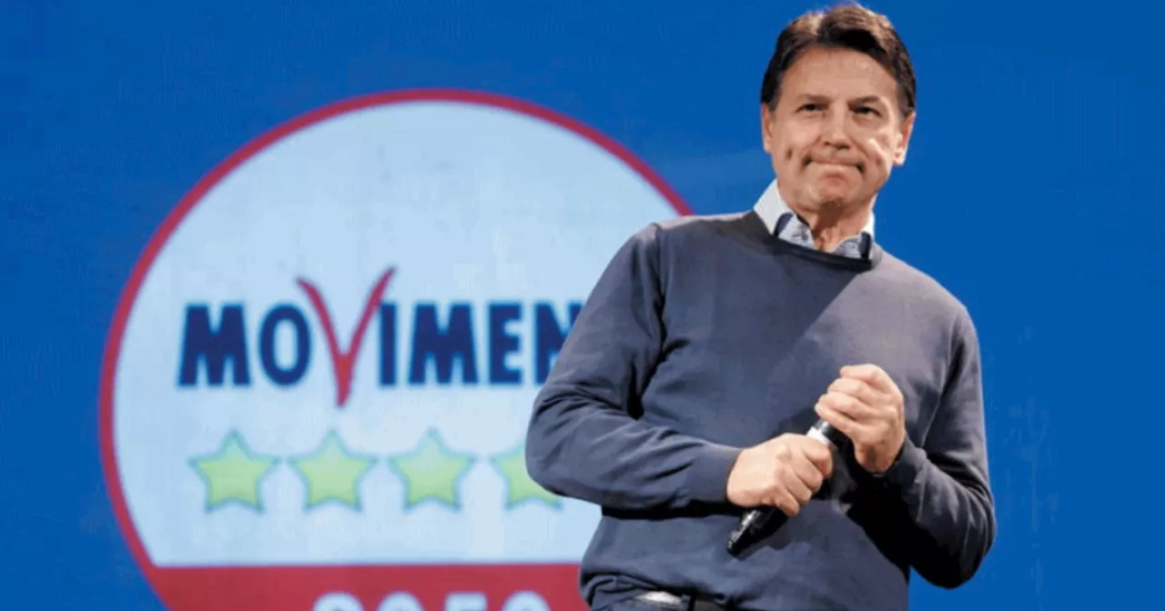 M5s, reddito a tutti i campani: l&#039;ultima farsa di Giuseppe Conte