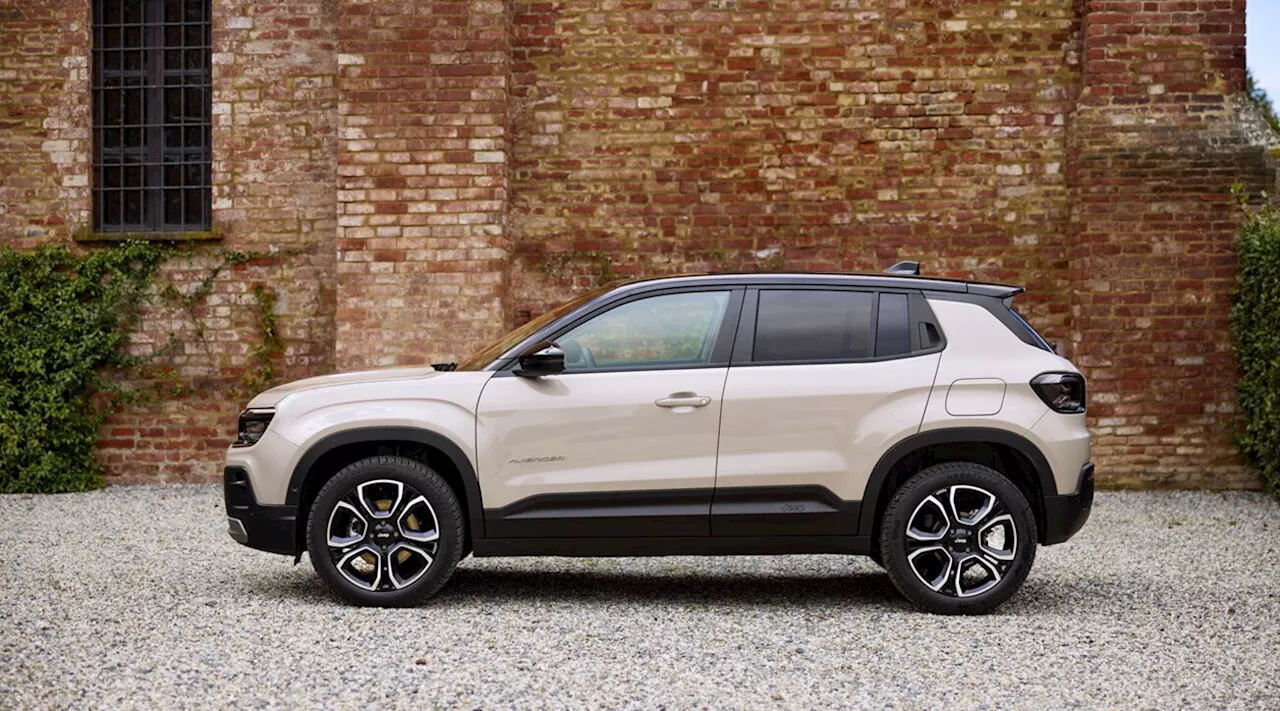 Nuova Jeep Avenger e-Hybrid