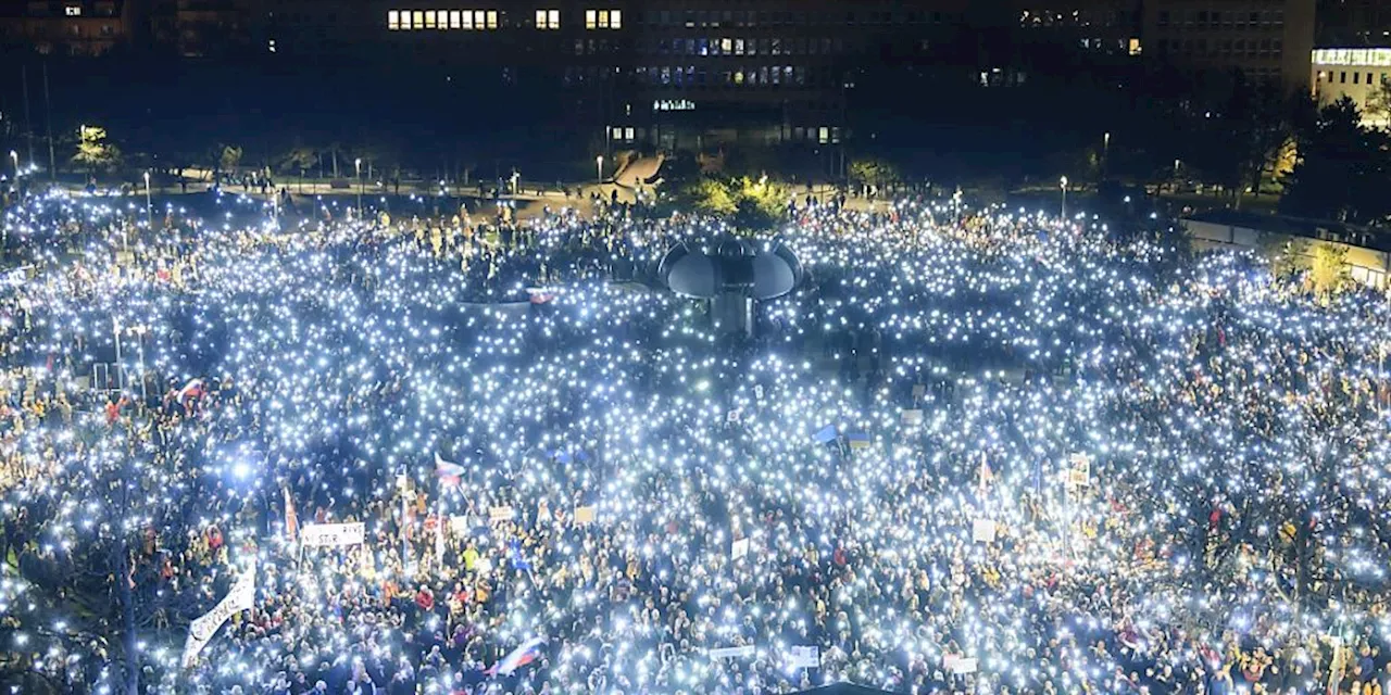 Proteste gegen Auflösung der slowakischen Rundfunkanstalt RTVS