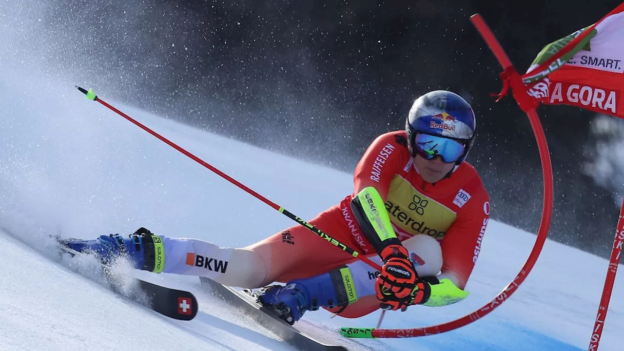 Ski Alpin: Marco Odermatt bringt sich mit seltenem Malheur um zwei historische Marken