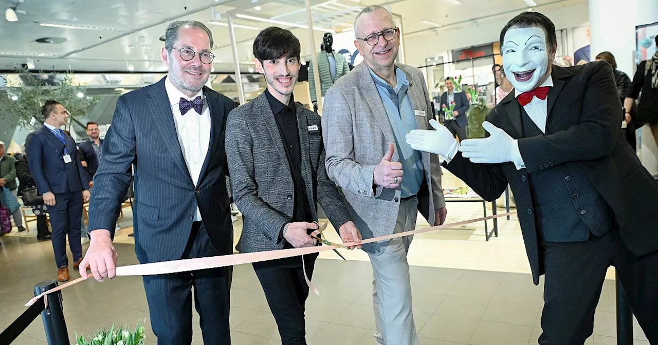 Neuer Bielefelder Mode-Tempel startete am Freitag offiziell im vorherigen Karstadt-Haus