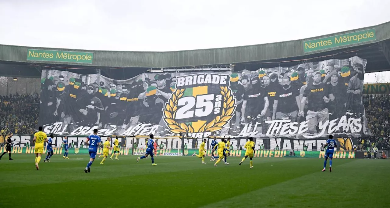 Nantes : les sublimes tifos de la Brigade Loire pour les 25 ans