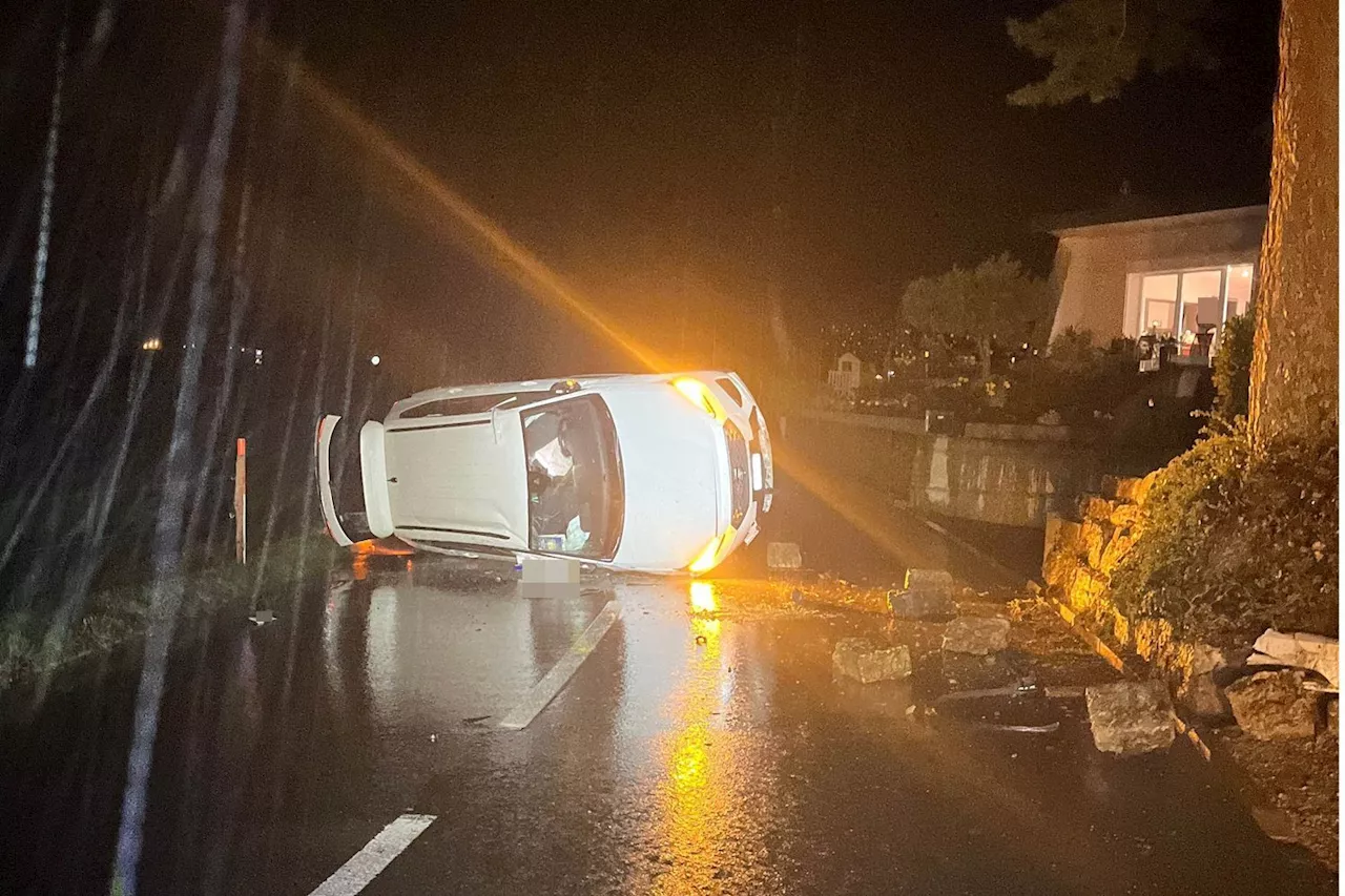 Lommiswil SO: Auto bei Selbstunfall auf Seite gekippt