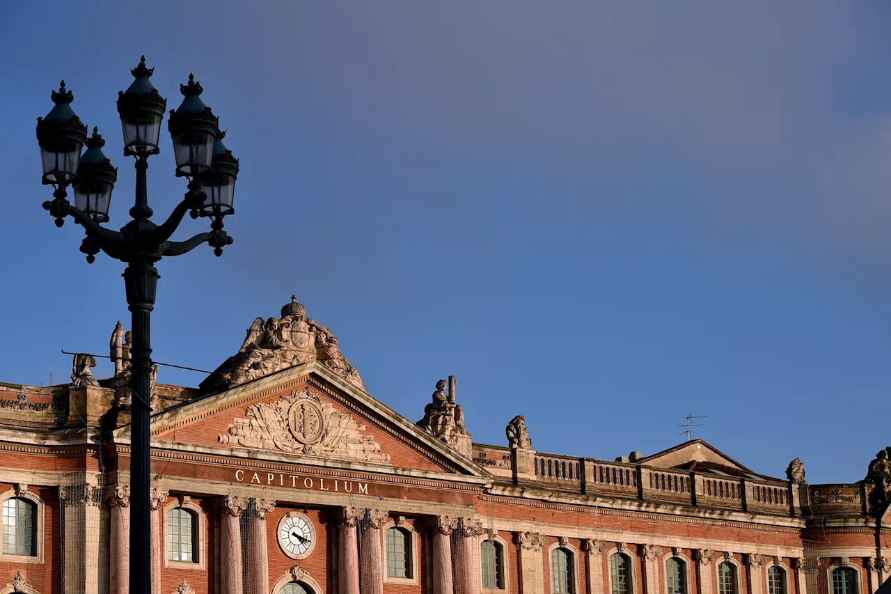  Le combat de nains qui devait avoir lieu à Toulouse d'abord annulé puis déplacé