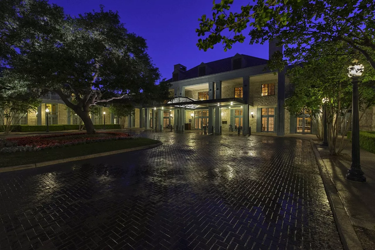 “Terror in a Toga” Murder Mystery Event at Hyatt Regency Hill Country