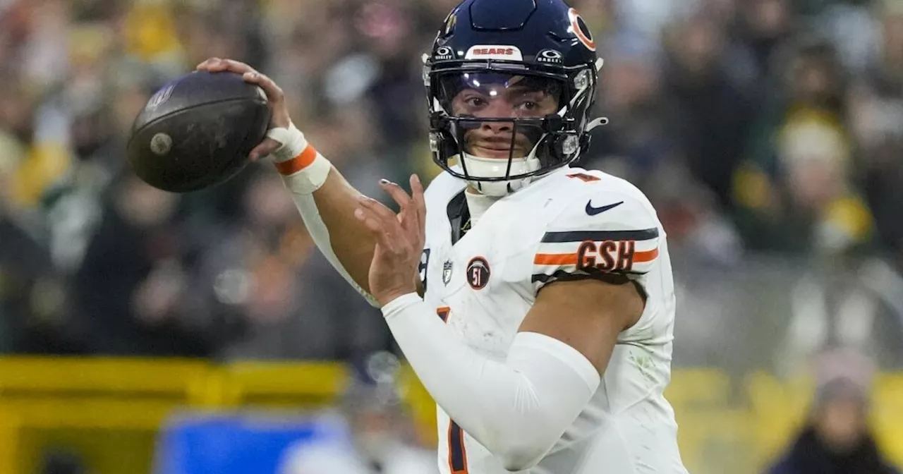 Bears envían al QB Justin Fields a los Steelers, confirma fuente AP