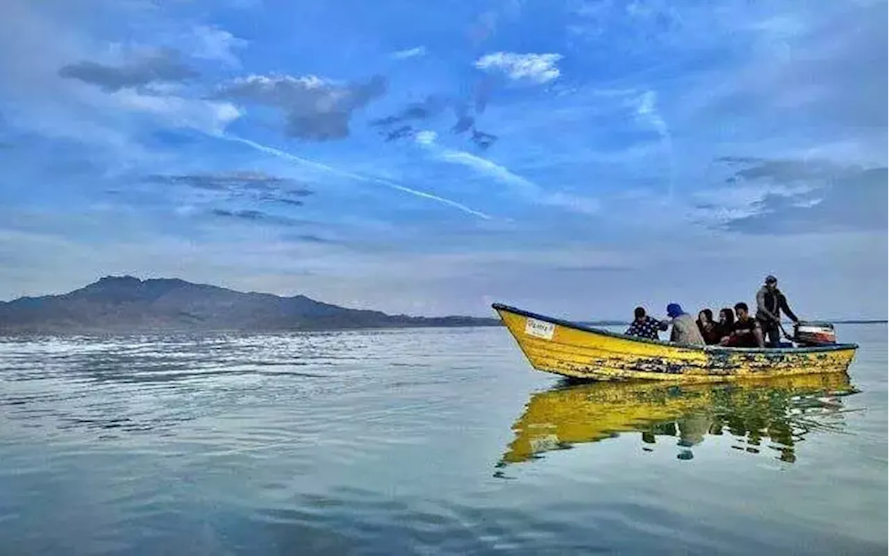 بازگشت قایق‌ ها به دریاچه ارومیه