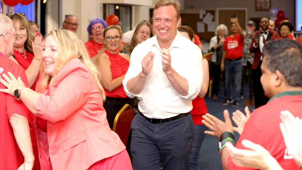 Qld Labor to lose Ipswich West, retain Inala after after double-digit swings