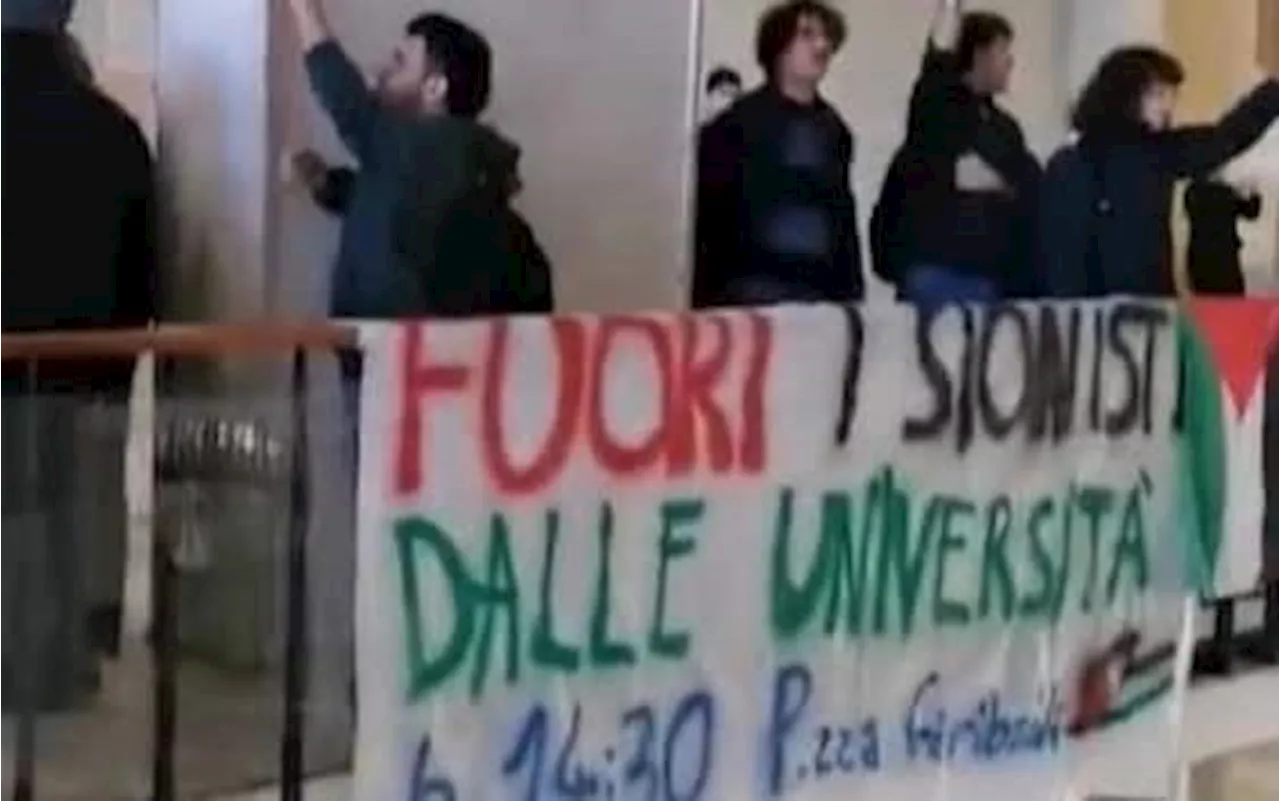 Napoli, protesta degli studenti della Federico II: salta dibattito con Molinari. VIDEO