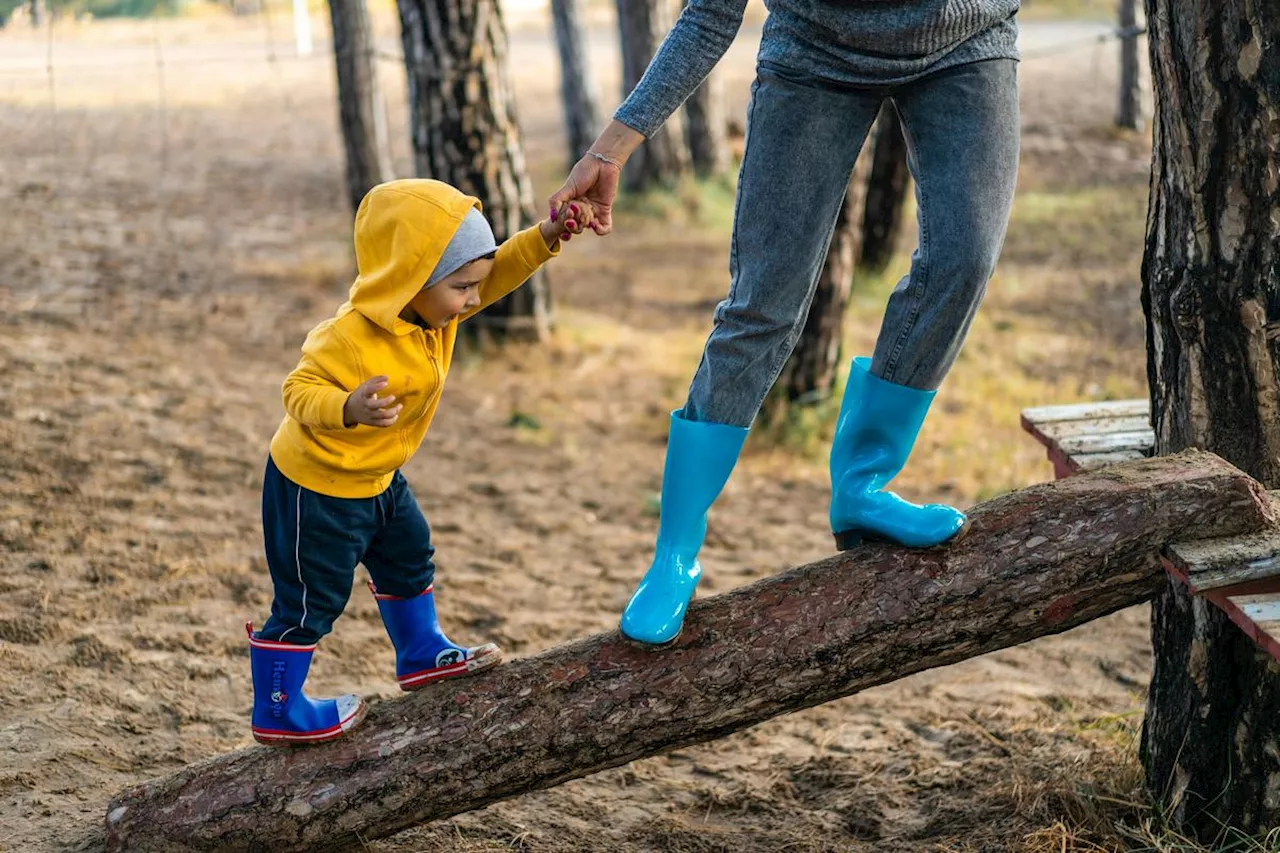 Géocaching, rallye photo, collecte : 10 idées de sorties et activités gratuites avec les enfants