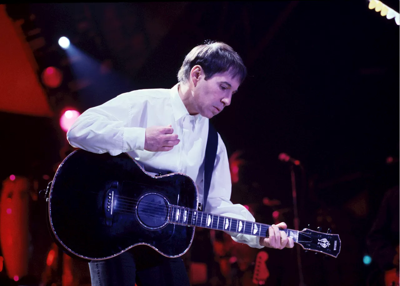 Paul Simon’s Many Lives Are on Display in a Jubilant New Docuseries