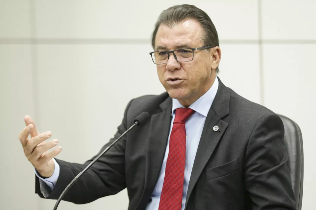 Governo deve enviar ao Congresso projeto com fim do saque-aniversário do FGTS ainda este mês, diz Marinho