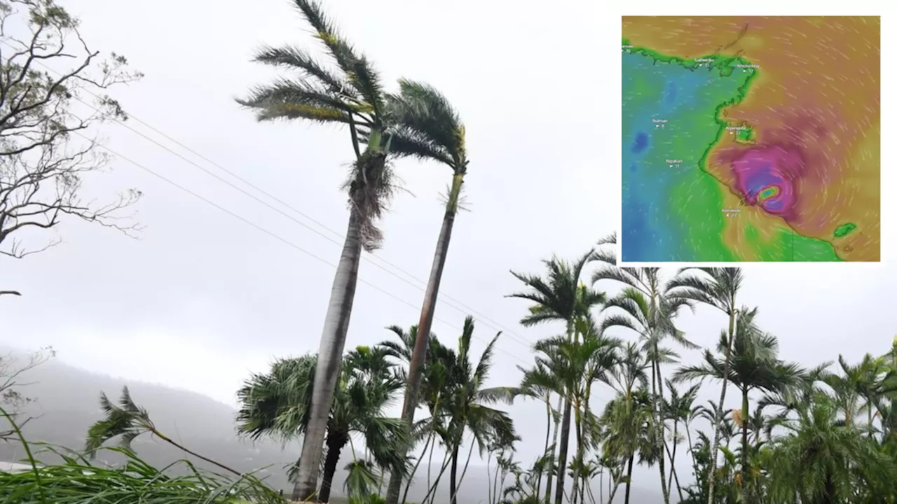 Tropical Cyclone Megan rain and winds hit Northern Territory coast