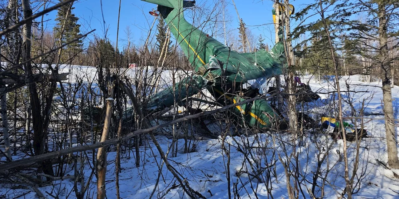 Pilot and community commended after plane crash