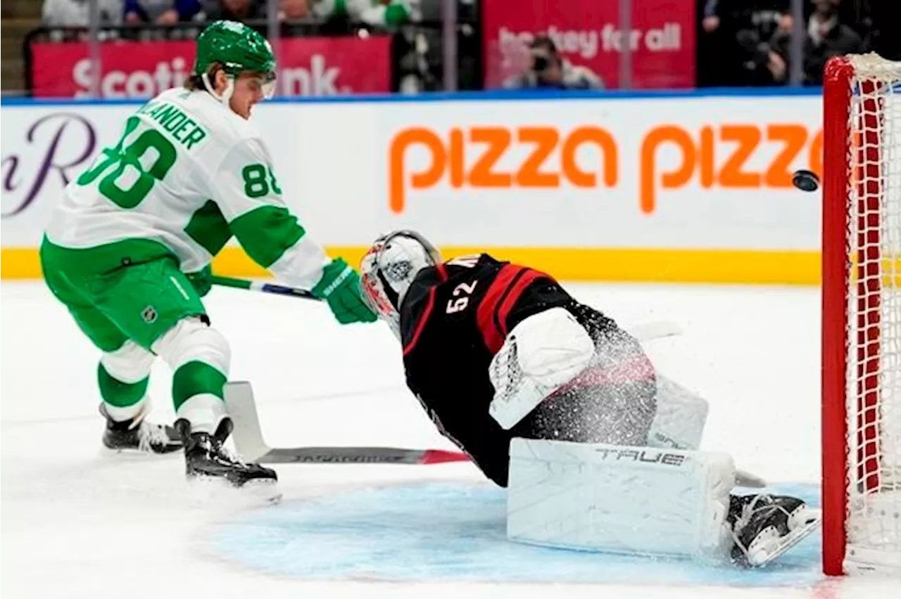 Guentzel leads Hurricanes over Maple Leafs 5-4 in a shootout