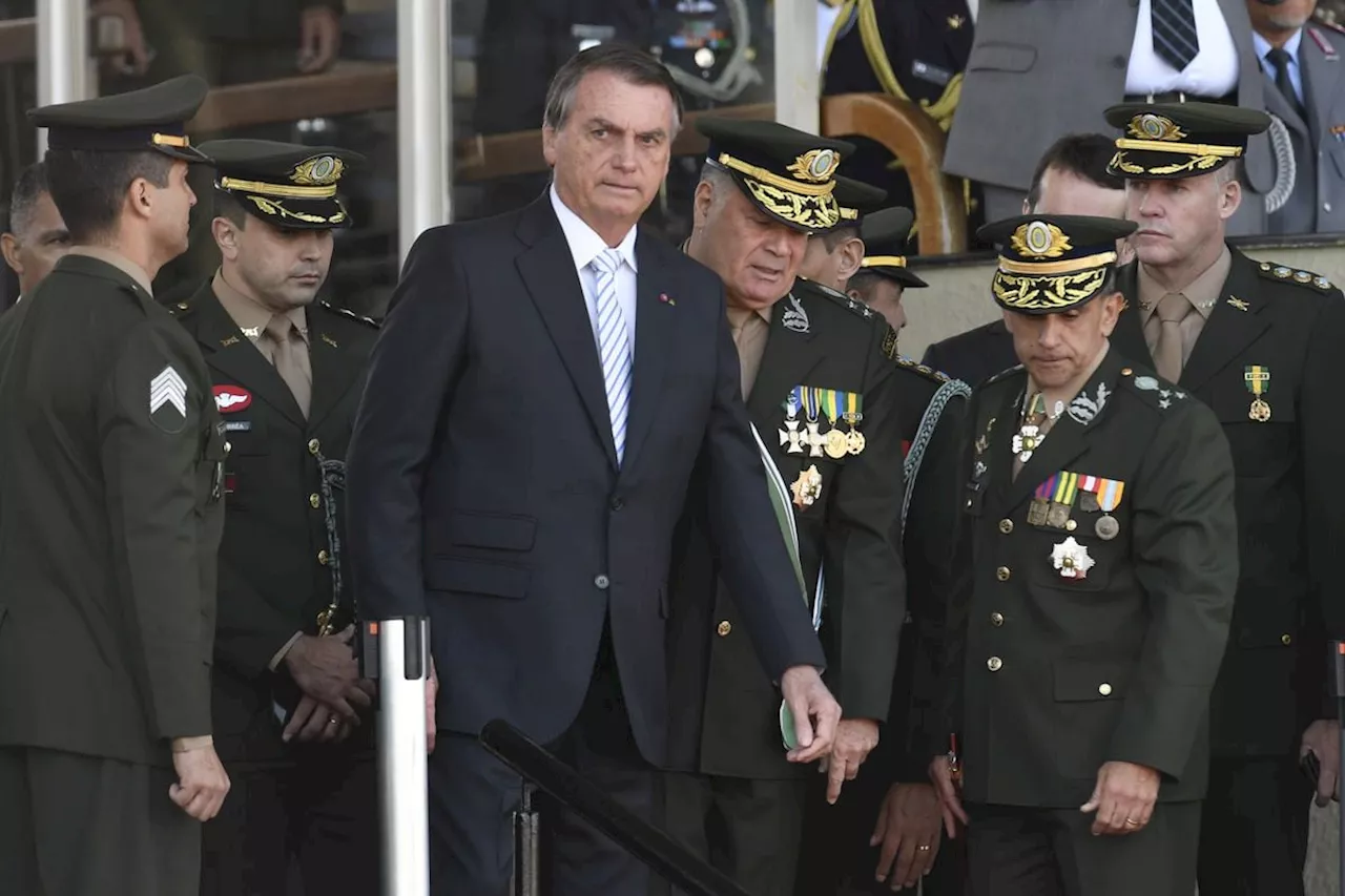 Las reuniones golpistas de Bolsonaro con la cúpula militar, según los generales que se opusieron