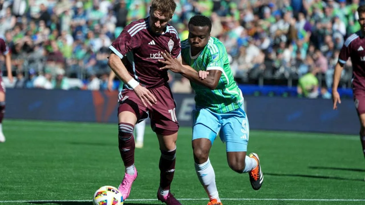 Raúl Ruidíaz scores penalty kick as Seattle Sounders draw Colorado Rapids 1-1