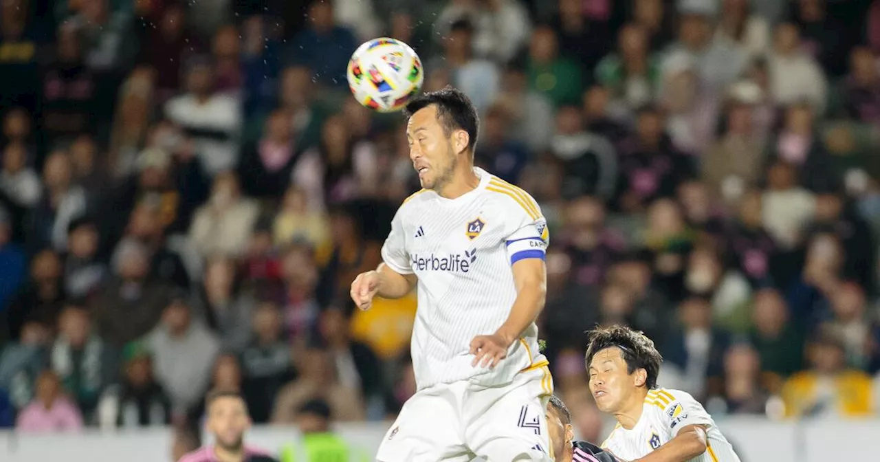 Galaxy rallies in stoppage time to salvage tie with St. Louis City