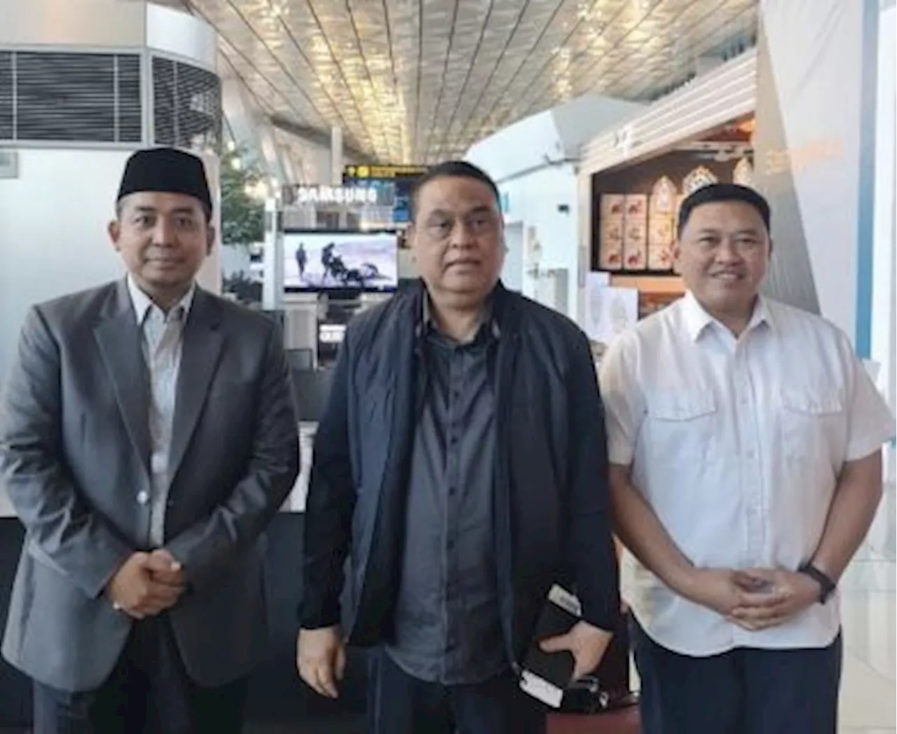 Hadiri Konferensi Internasional di Makkah Syafruddin Terbang ke Jeddah