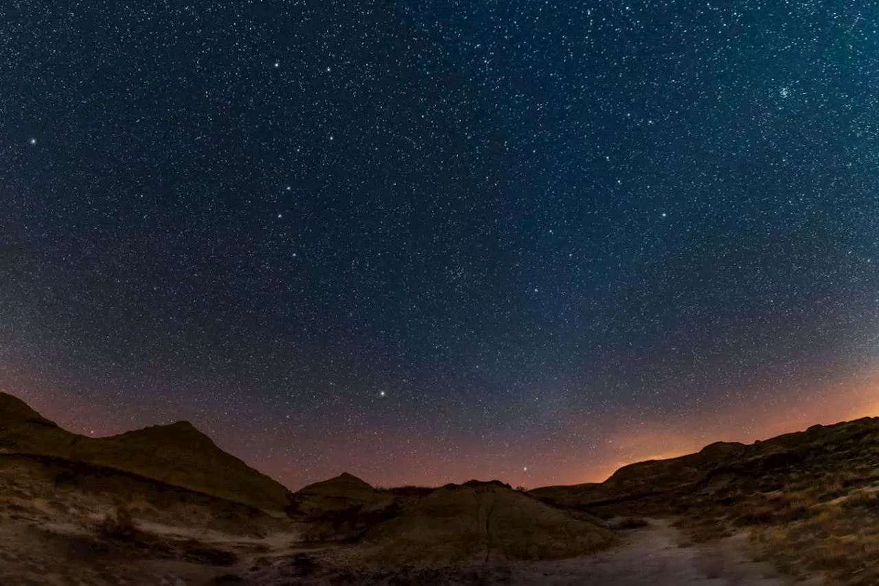 How to spot the Spring Triangle as the equinox approaches