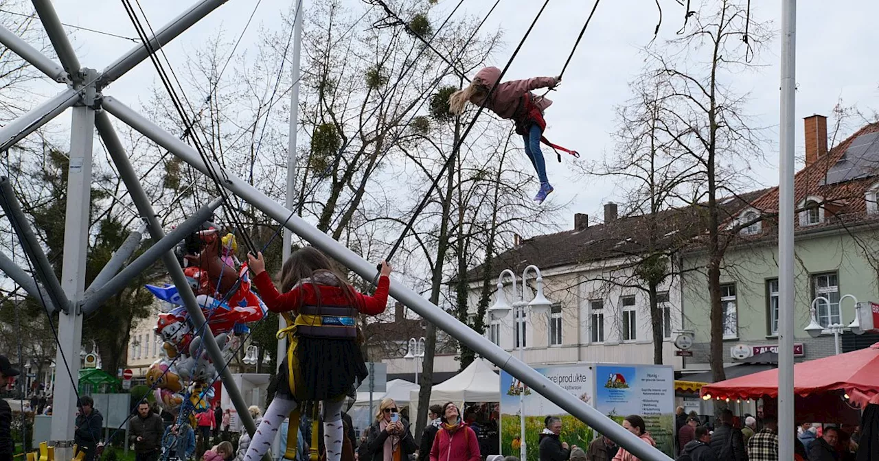 Frühjahrsmarkt lockt tausende Besucher in die Bad Oeynhausener Innenstadt