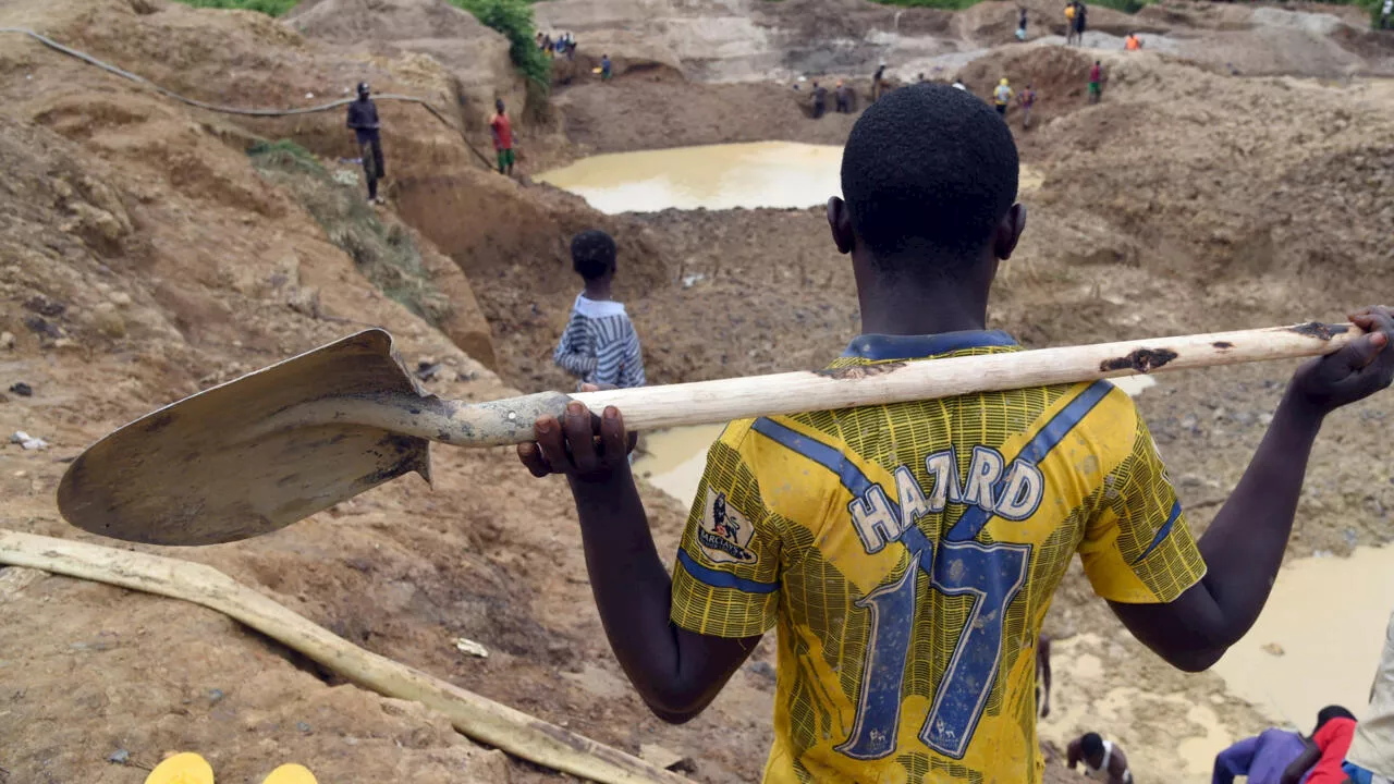  En Centrafrique, le travail des enfants dans les mines subsiste