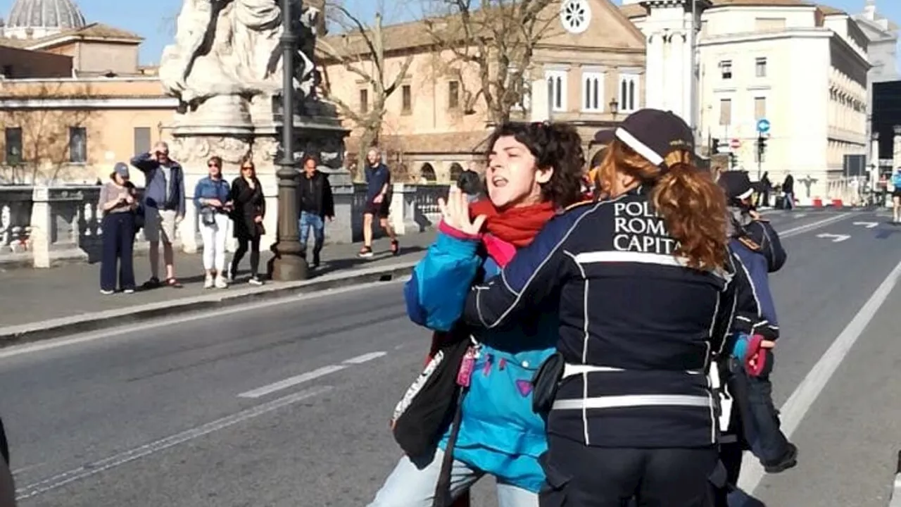 Così Ultima Generazione ha tentato di bloccare la Maratona di Roma