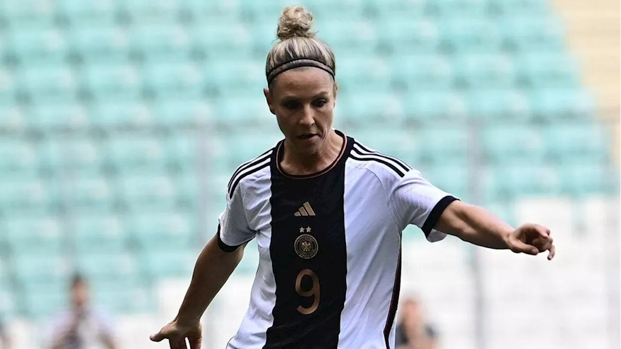 Fußballstar Svenja Huth: Rücktritt aus der Nationalmannschaft