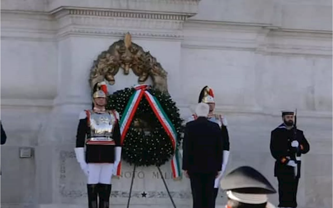 Giornata dell’Unità nazionale, Mattarella all’Altare della Patria con Meloni