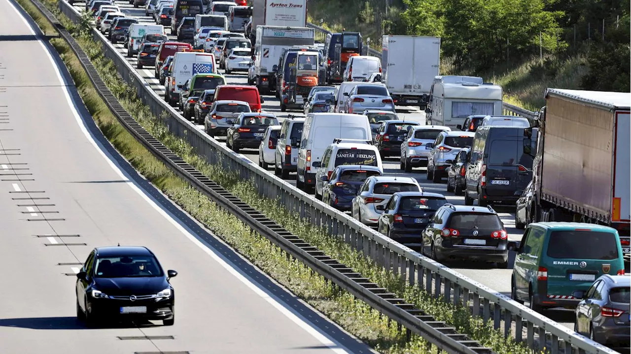 Rund um BER und Tesla: Studie sieht Verkehrskollaps bis 2030 – Ruf nach Autobahnausbau