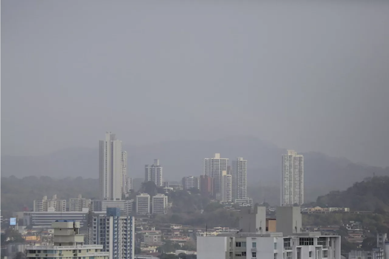 Panama,fumo tossico dopo l'incendio nella maggiore discarica